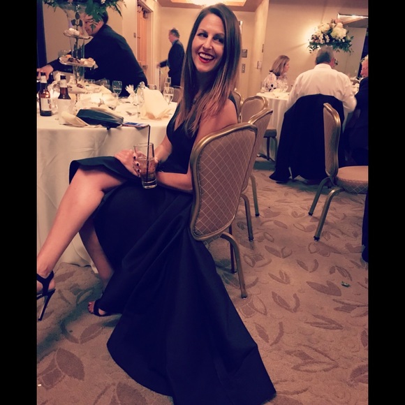 💫 Meet Your Posher 💖 - Picture 4 of 8